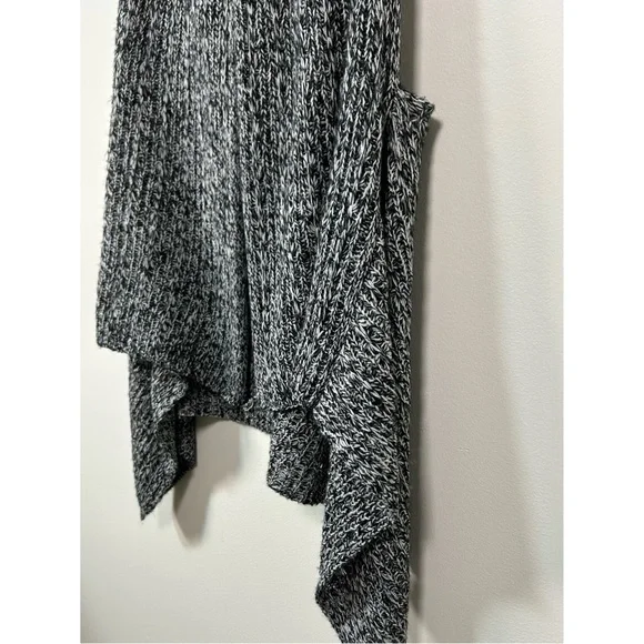 Gray Marled Knit Waterfall Hem Sleeveless Cardigan Vest - Picture 5 of 9